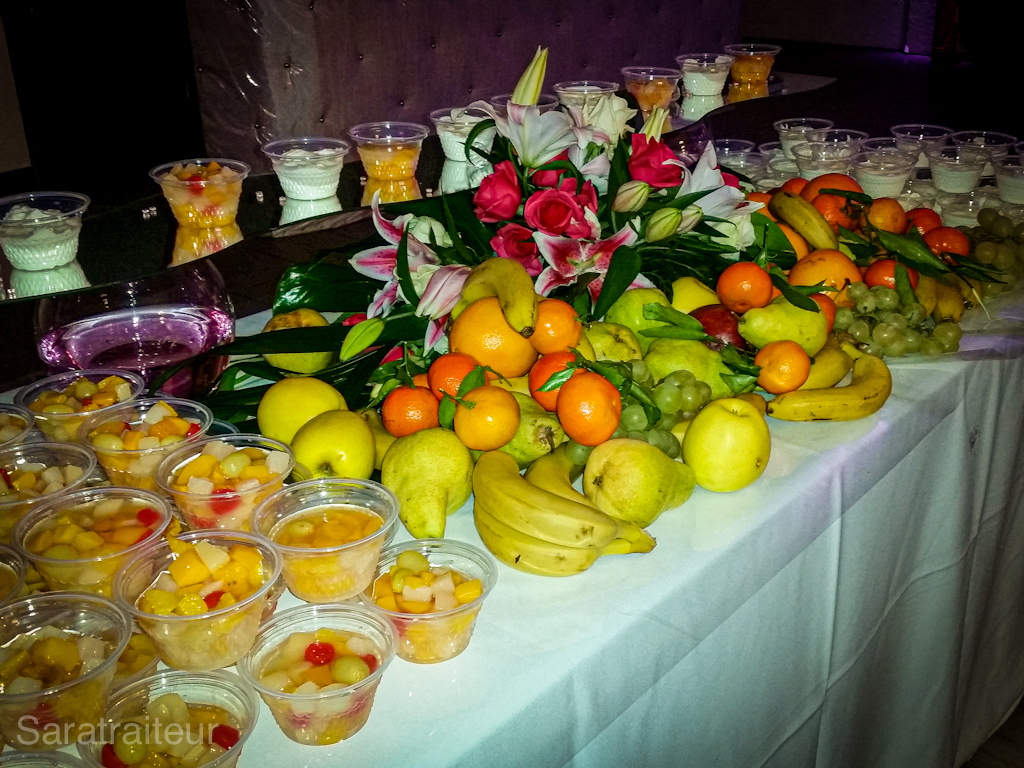 Mariage buffet déserts fruits